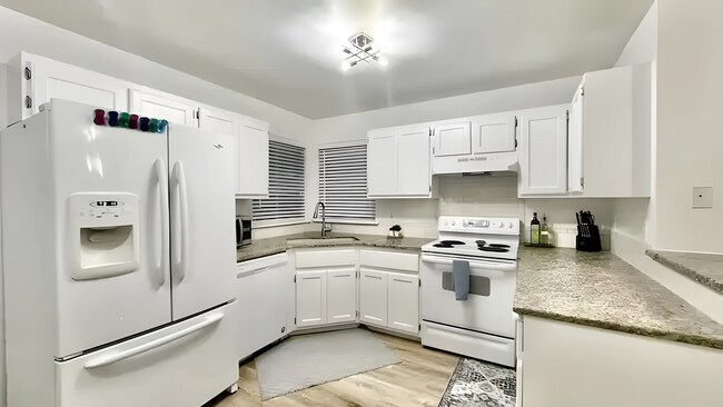 Building Photo - 880 N 31st St