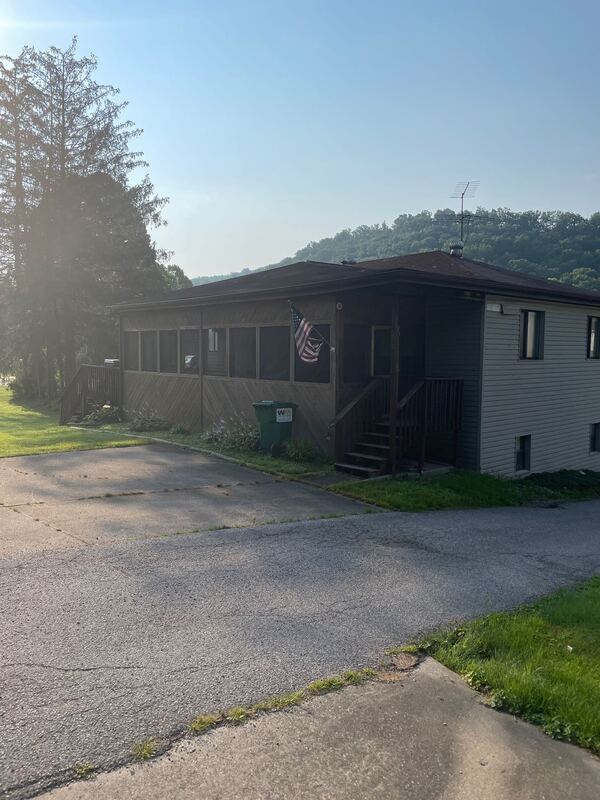 Primary Photo - 51 Bordeaux Ln