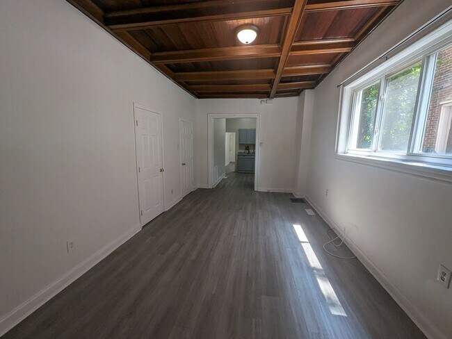 Building Photo - 5107 N 13th St