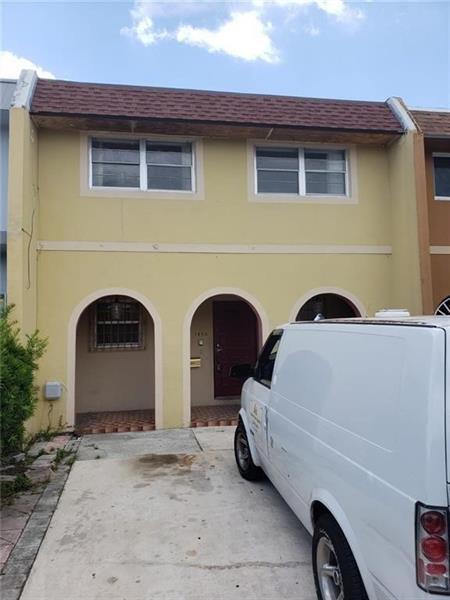 Foto del edificio - 1850 W 72nd Pl