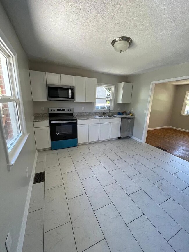 Foto del edificio - 1841 Dunkirk Dr