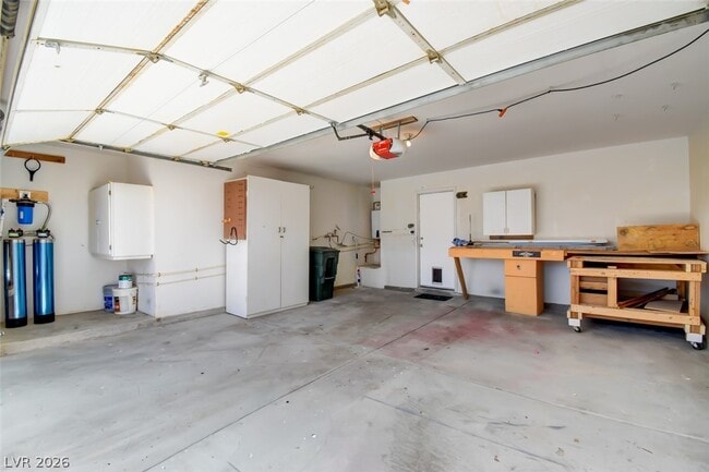 Building Photo - 5023 Jacarilla Ln