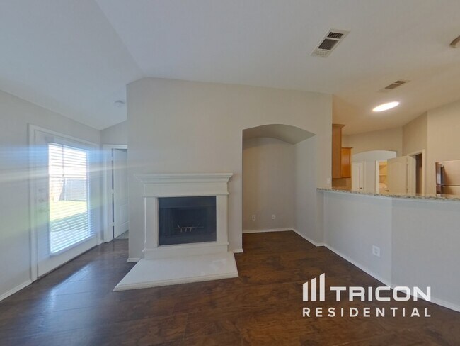 Building Photo - 9024 Weller Ln