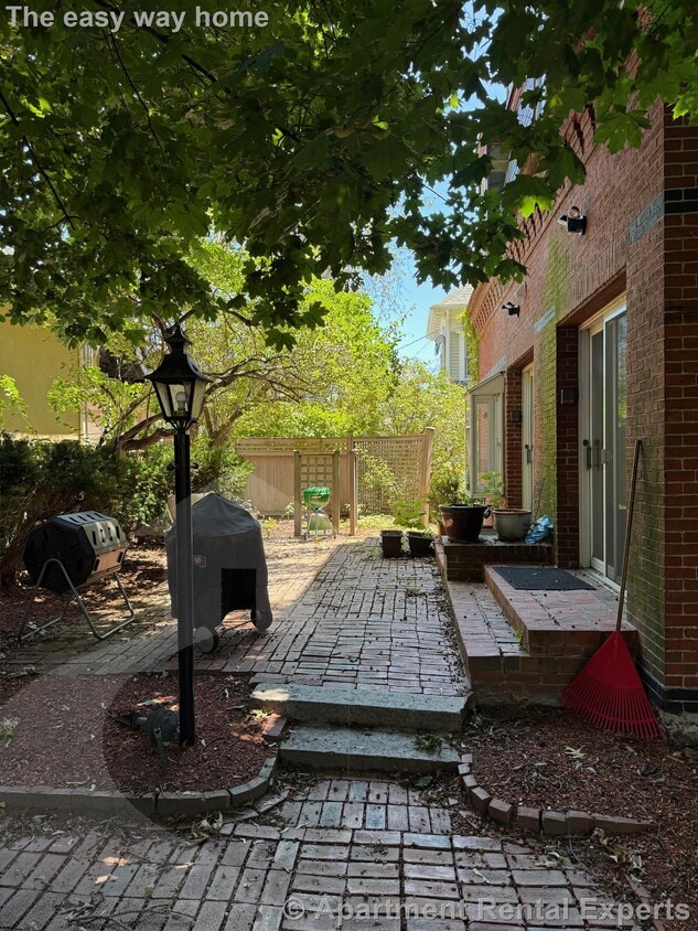 Primary Photo - 175 Summer St