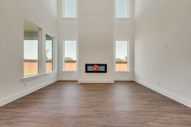 Foto del edificio - 14011 Bohannon Dr