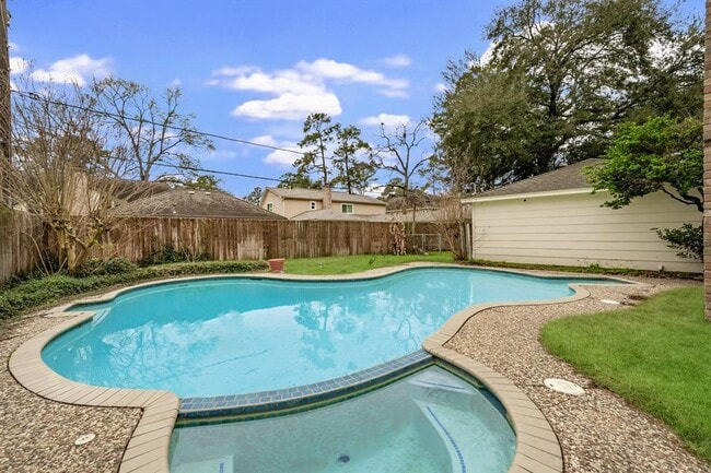 Building Photo - 11827 Normont Dr
