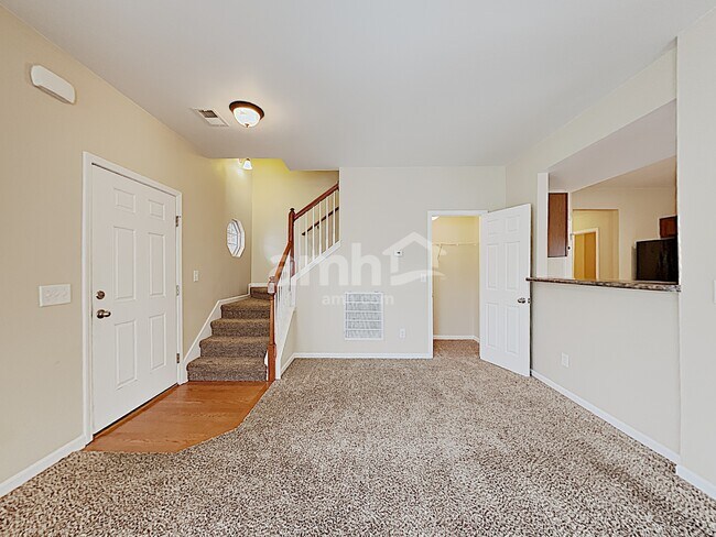 Foto del edificio - 8837 Cressent Glen Ct