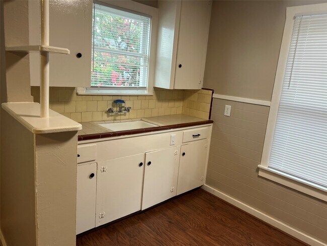 Foto del edificio - 220 Stiles St