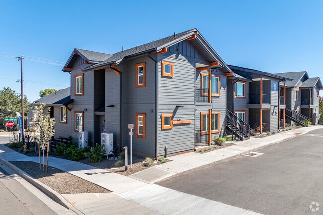 Building Photo - WELCOME TO 1965 MOUNTAIN VIEW