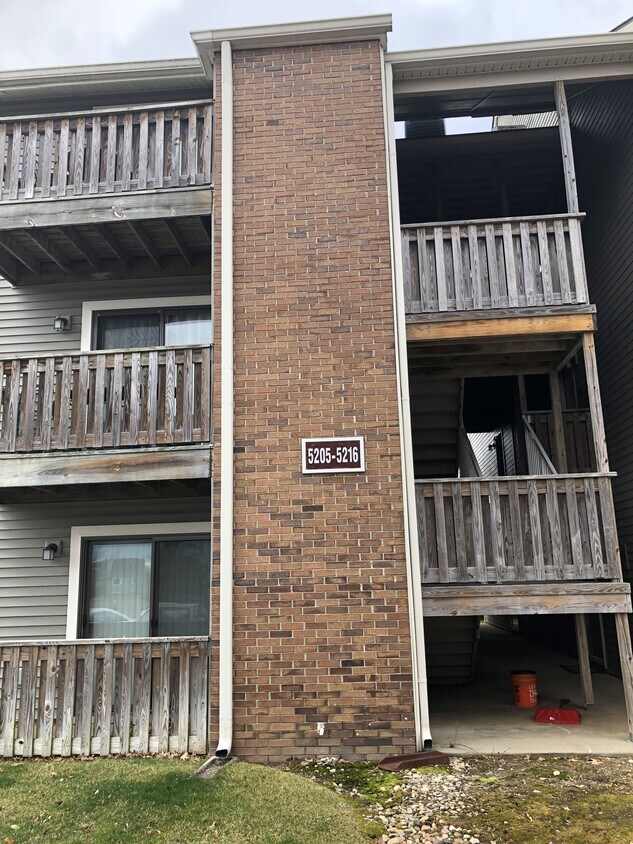 5205 Ravens Crest Dr, Princeton Meadows, NJ 08536 Condo for Rent in