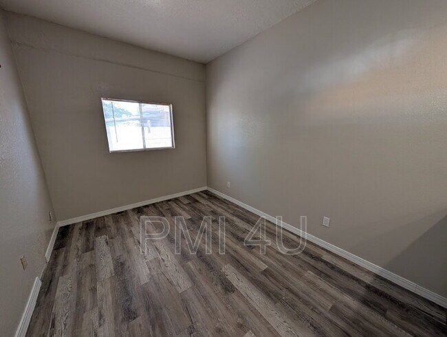 Foto del edificio - 917 8th St SW
