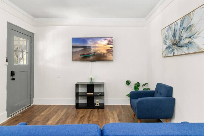 Foto del edificio - 713 E Palmetto St