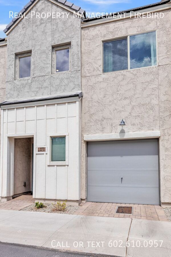 Foto del edificio - 2272 W Harmont Dr