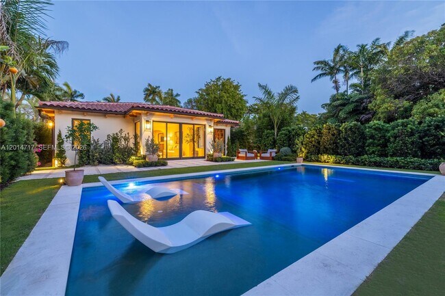 Photo - 4430 Royal Palm Avenue Apt #sfh, Miami Beach, FL 33140 - 4 BR 3.5 BA single-family home