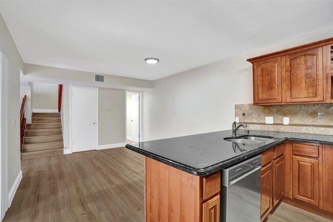 Foto del edificio - 4872 NW 95th Ave