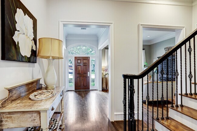 Foto del edificio - 11328 Surrey Oaks Ln