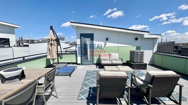 Photo - 1246 Perry St Townhome