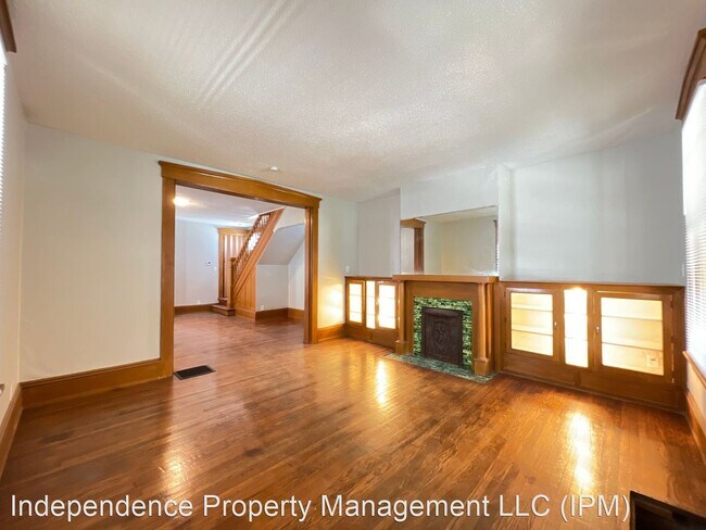 Building Photo - 4 br, 2 bath House - 820 Dayton St
