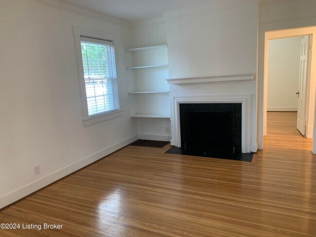 Building Photo - 159 McCready Ave