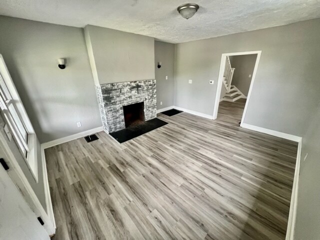 Foto del edificio - 715 W 31st St
