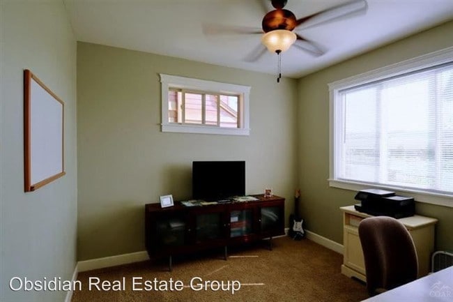 Building Photo - 3 br, 2.5 bath House - 3779 NE Purcell Blvd.