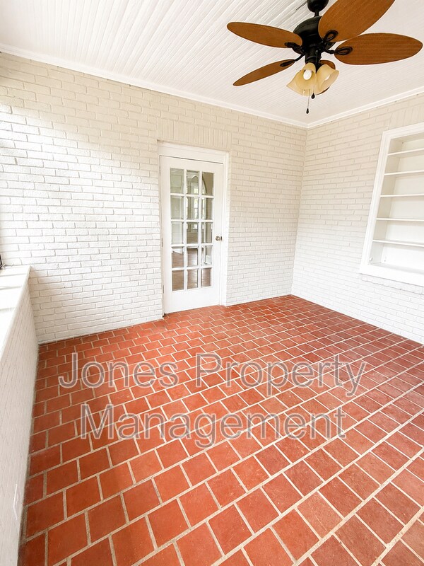Foto del edificio - 710 Maupin Ave