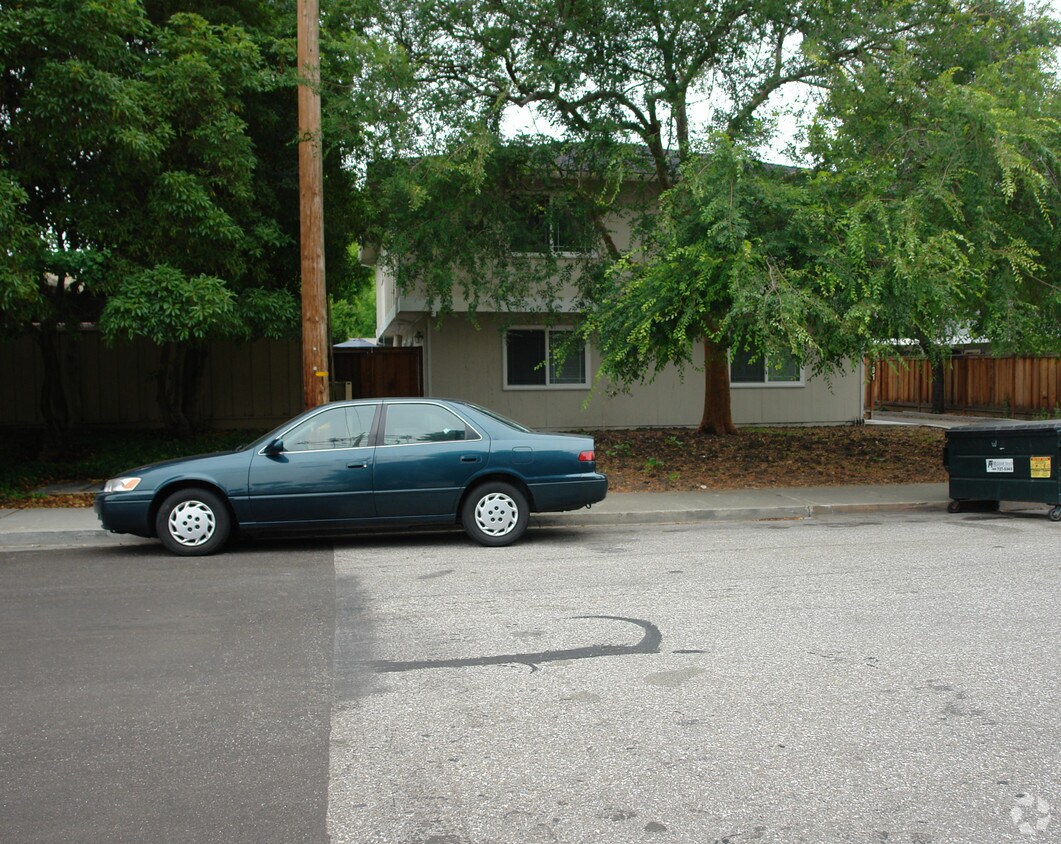 Primary Photo - 3781 Miramar Way