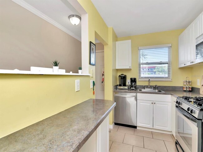 Foto del edificio - 2960 59th St S