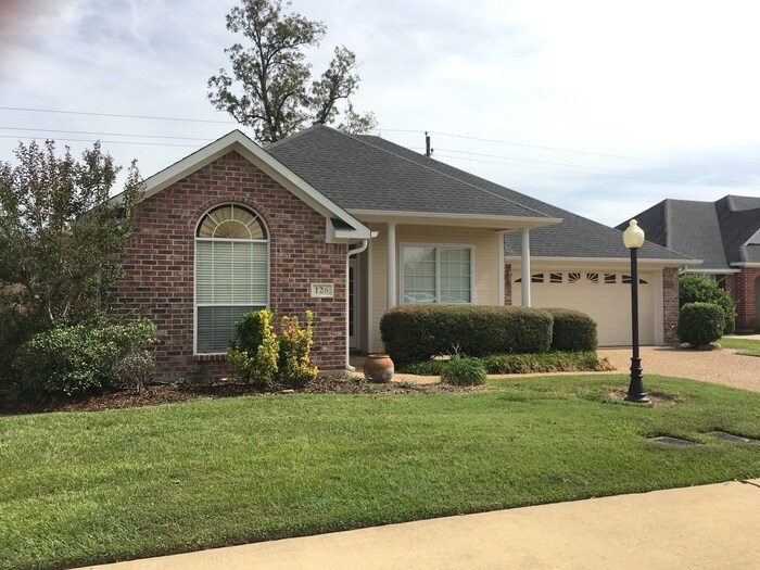 Primary Photo - Nice garden home in Plantation Trace - 3/2...