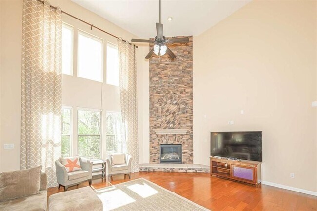 Foto del edificio - 4355 Griffin Trail Way