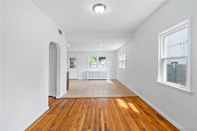 Foto del edificio - 204 Saw Mill River Rd
