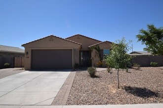 Building Photo - 725 W Panola Dr