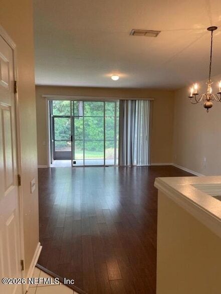 Foto del edificio - 7516 Scarlet Ibis Ln