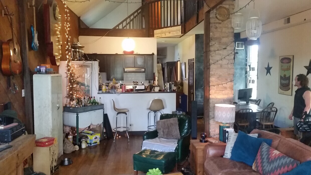 1507 N Elston Ave Unit 3, Chicago, IL 60642 1507 N Elston Ave Chicago