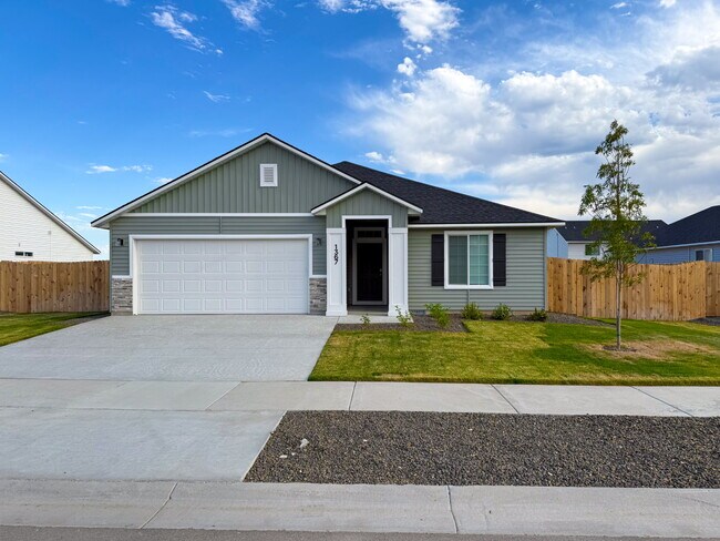 Foto del edificio - 1367 Silver Vly St