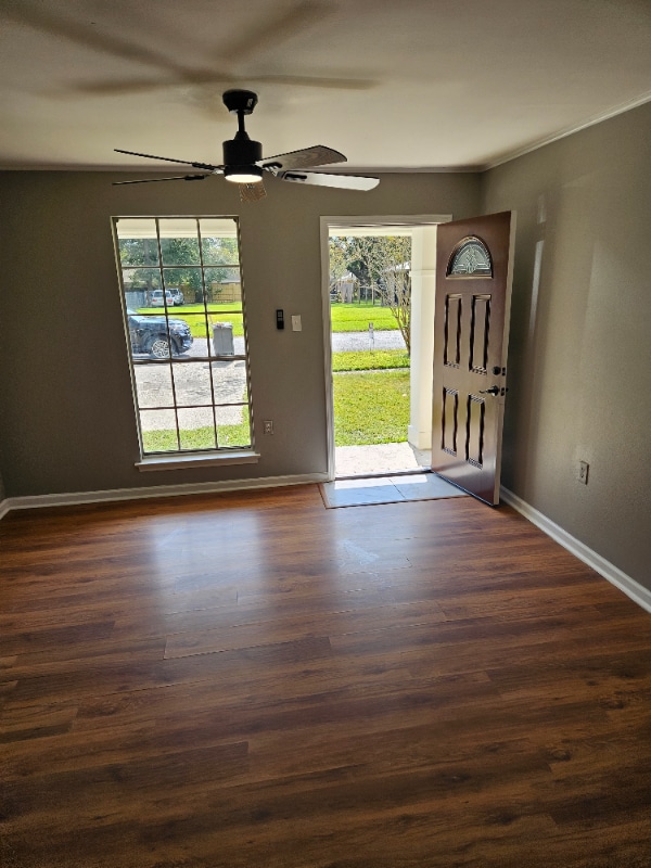 Building Photo - 311 Crestview Ave