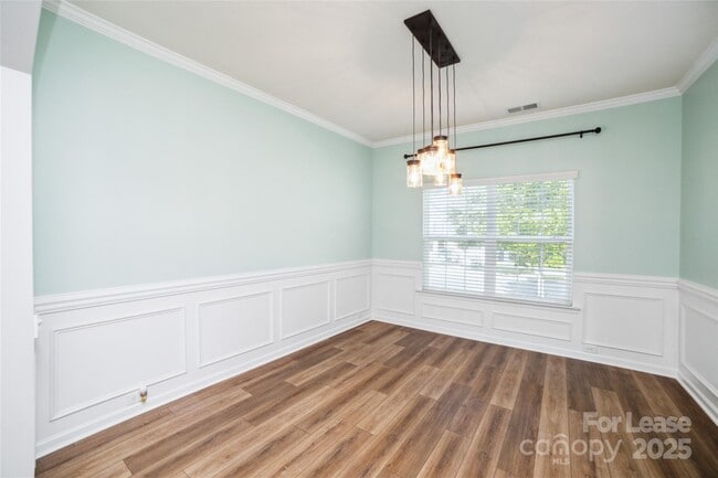 Building Photo - 4901 Annelise Dr