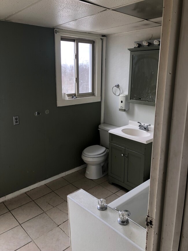 Foto del edificio - 229 Ravine St