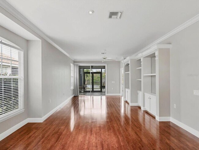 Foto del edificio - 7021 Woodmore Terrace