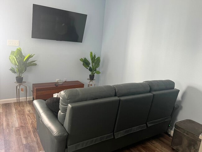 Living Area - 2418 Robert St