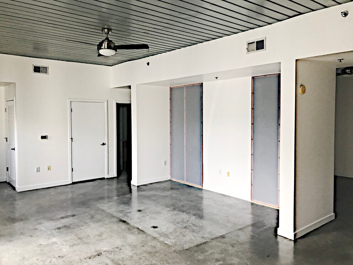 Foto principal - 620 Glen Iris Dr NE