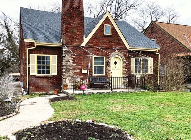 Primary Photo - 218 Glazier Ave