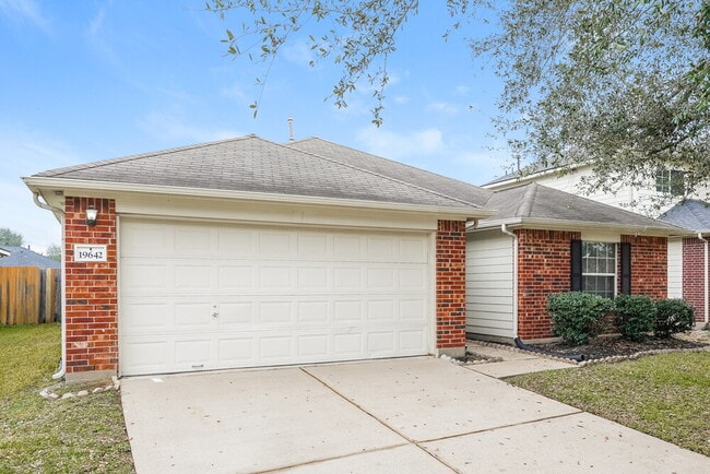 Foto del edificio - 19642 Brisbane Meadows Ct