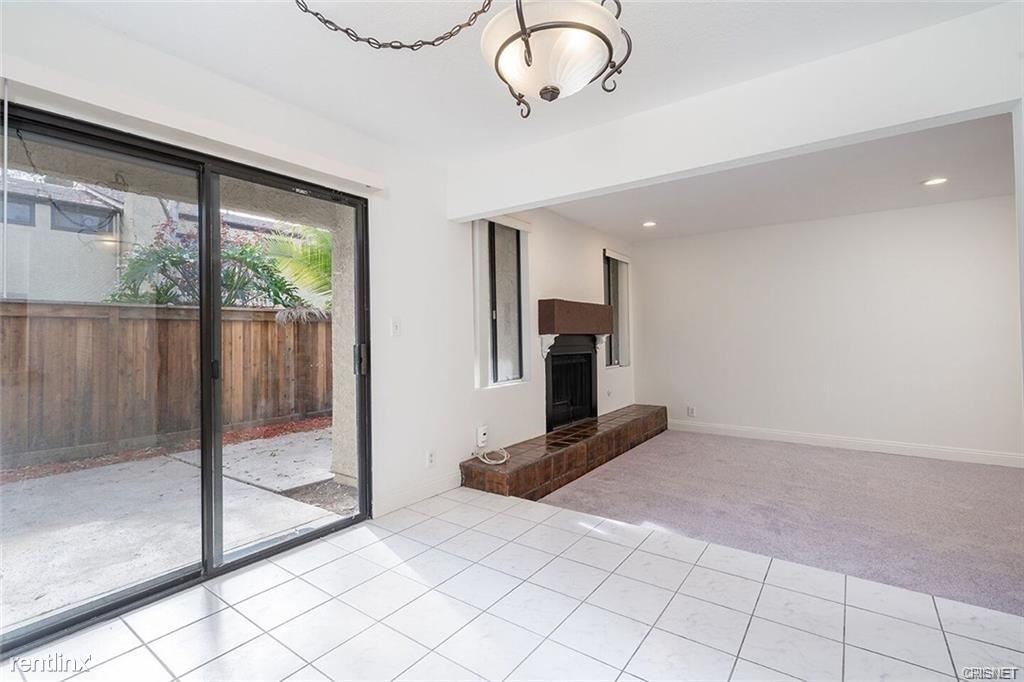 6742 Encino Ave, Los Angeles, CA 91406 Townhome Rentals in Los