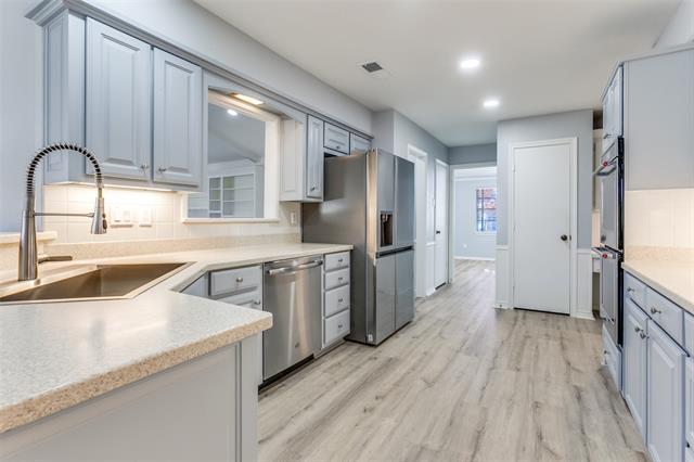 Foto del edificio - 5529 Tanbark Rd