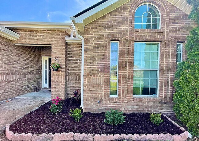 Foto del edificio - 105 Ainsley Ct