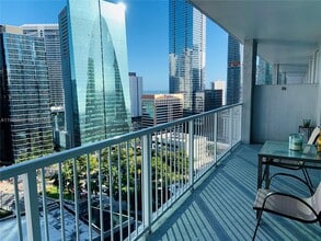 Building Photo - 1250 S Miami Ave