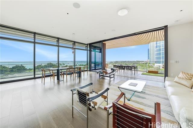 Foto principal - 1388 Ala Moana Blvd