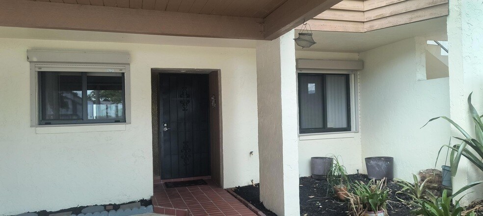 Foto principal - 1611 Minutemen Causeway