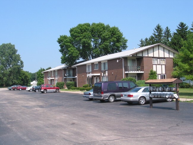 Foto del edificio - Country Squire Apartments